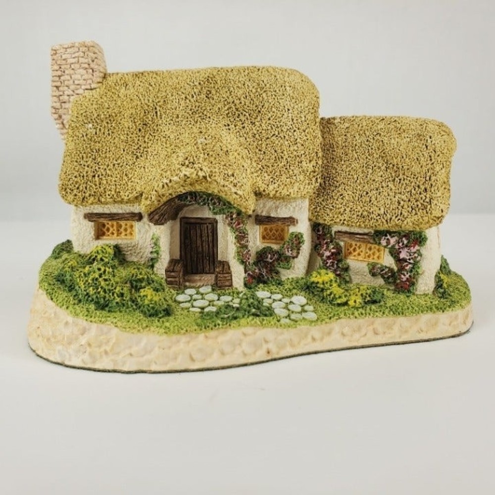 David Winter Rose Cottage Hand Made 1980